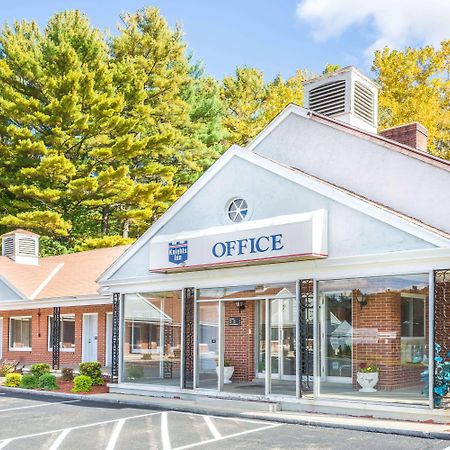Knights Inn Lenox Luaran gambar