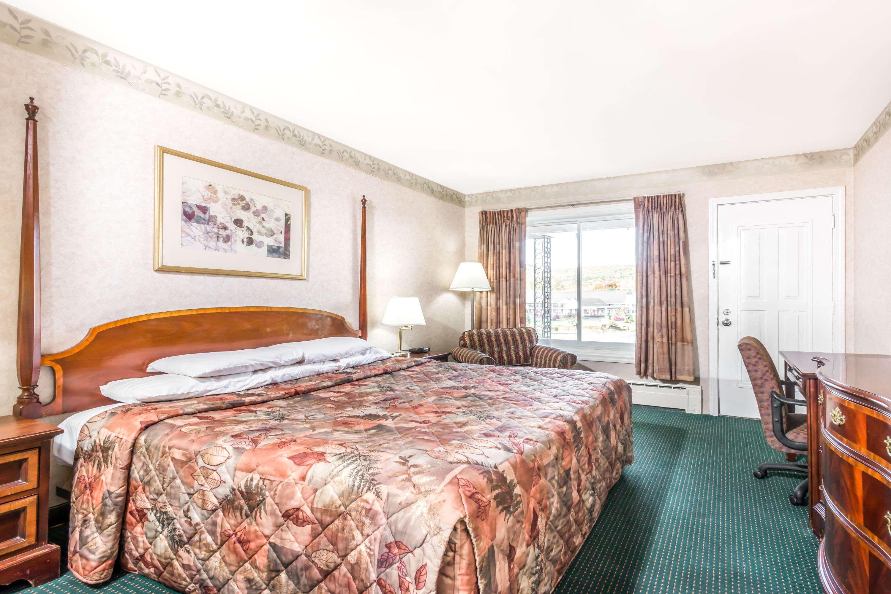 Knights Inn Lenox Luaran gambar