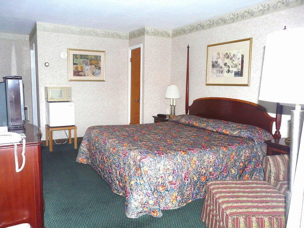 Knights Inn Lenox Luaran gambar