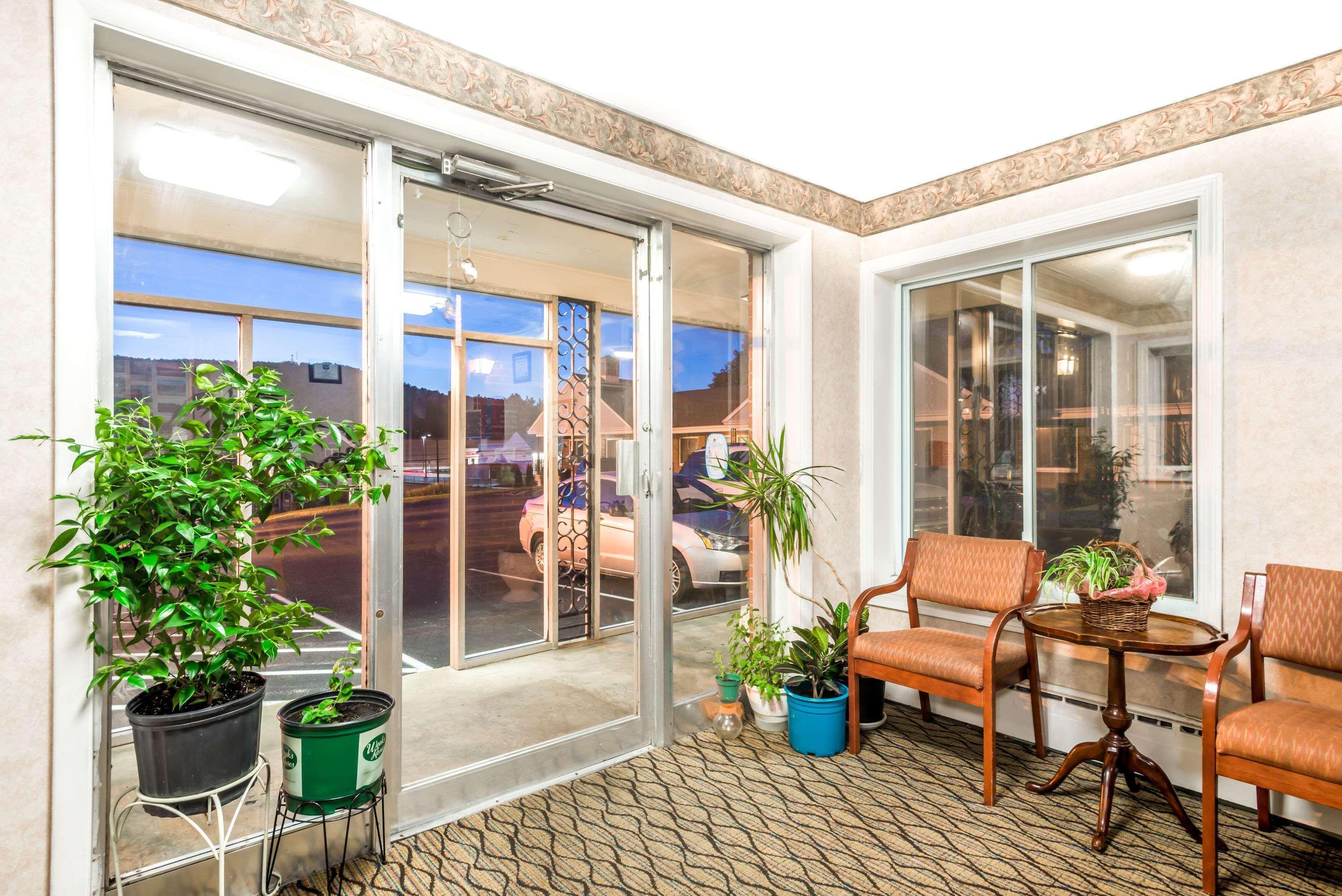 Knights Inn Lenox Luaran gambar