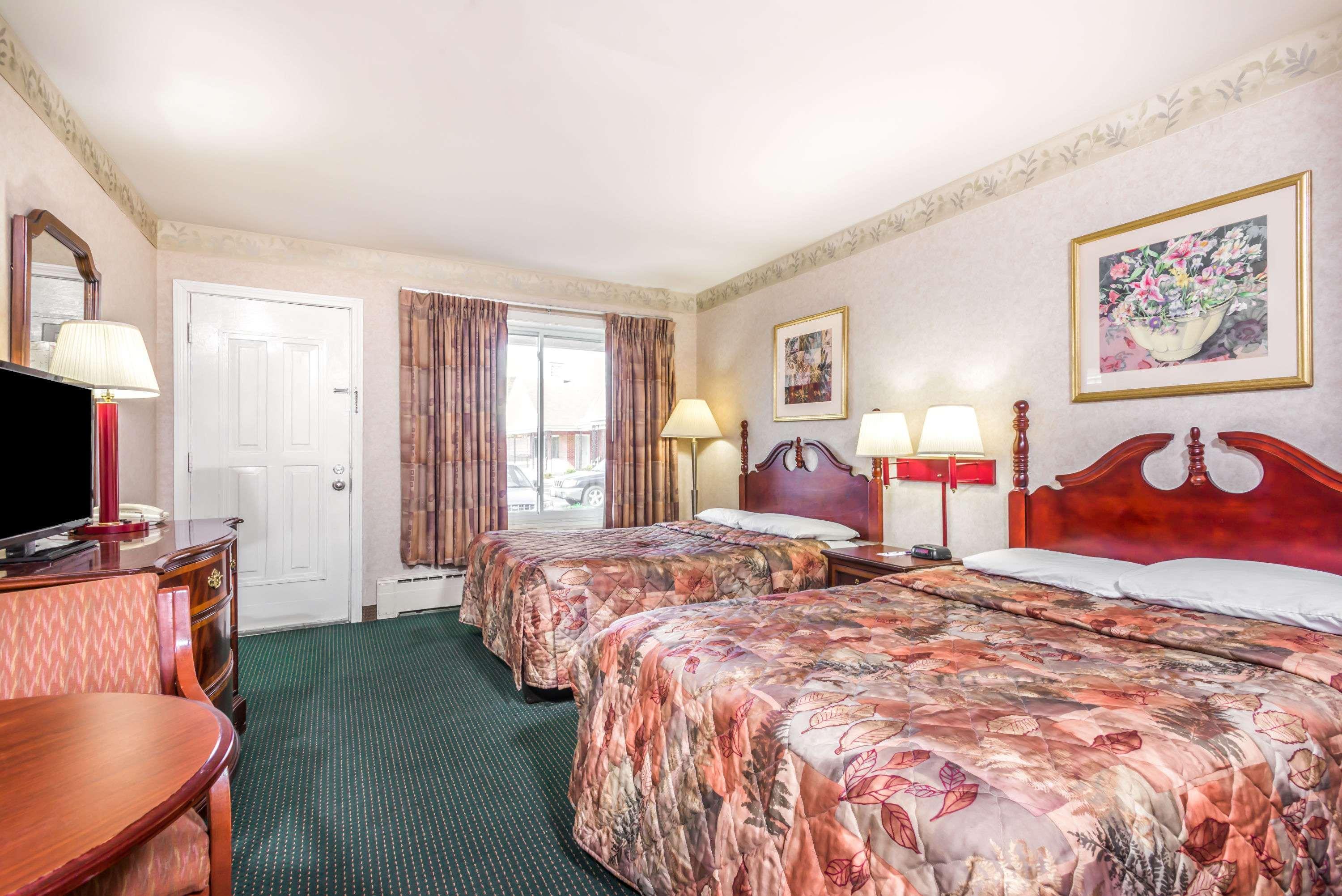 Knights Inn Lenox Luaran gambar