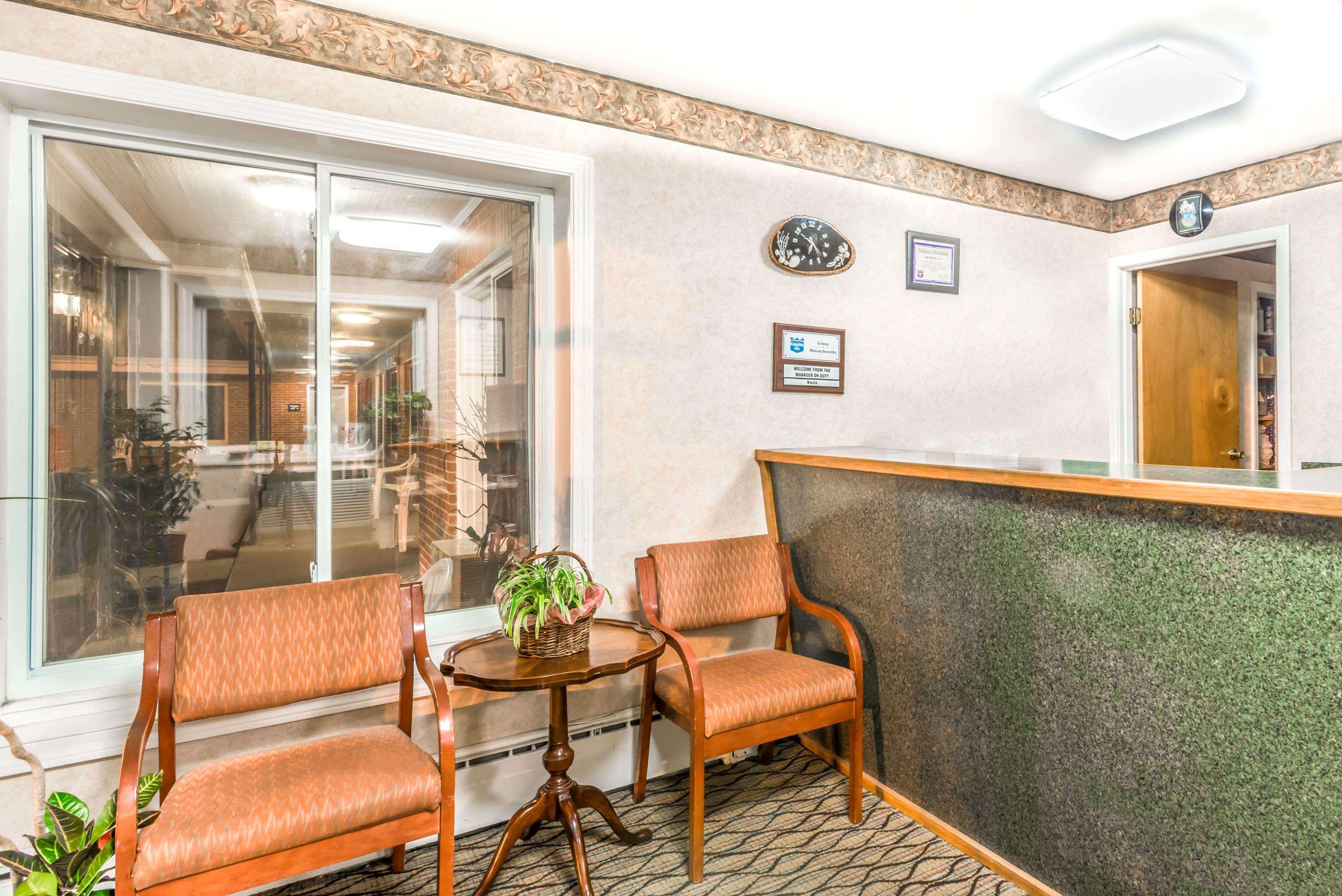 Knights Inn Lenox Luaran gambar